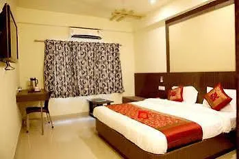 Oyo 1159 Hotel Chandra Prakash India