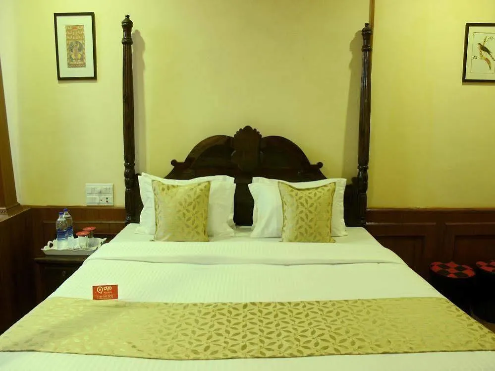 **  Oyo 1159 Hotel Chandra Prakash India