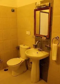 Oyo 1159 Hotel Chandra Prakash